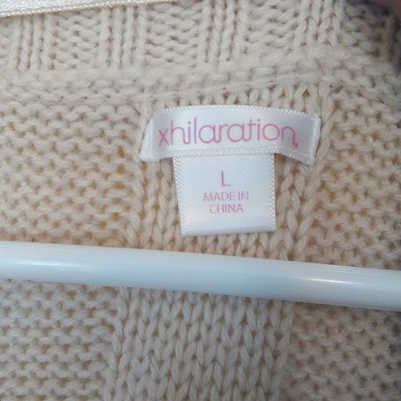 Sweater - Picture 3 of 4